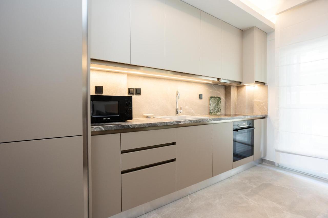 Elegance Apartment 2 Bedroom Suites Салоніки Екстер'єр фото
