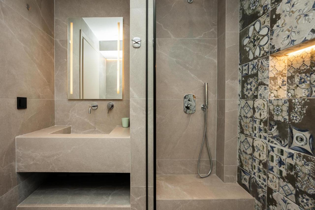 Elegance Apartment 2 Bedroom Suites Салоніки Екстер'єр фото